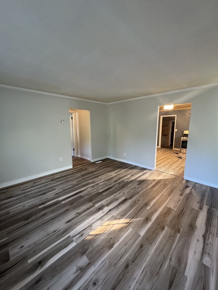 Building Photo - 3515 S 11th Street Rd