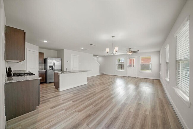 Building Photo - 7006 Cedar Breeze Ct