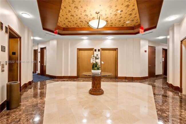 Building Photo - 19501 W Country Club Dr