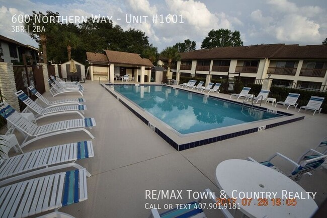 Building Photo - 600 Northern Way