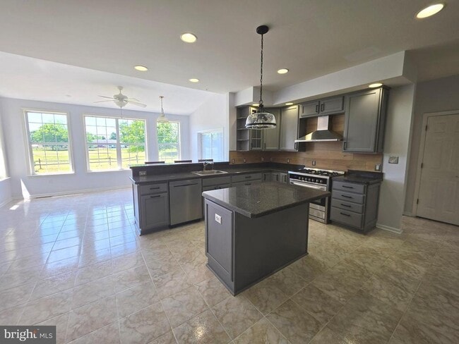 Building Photo - 109 Masters Ln