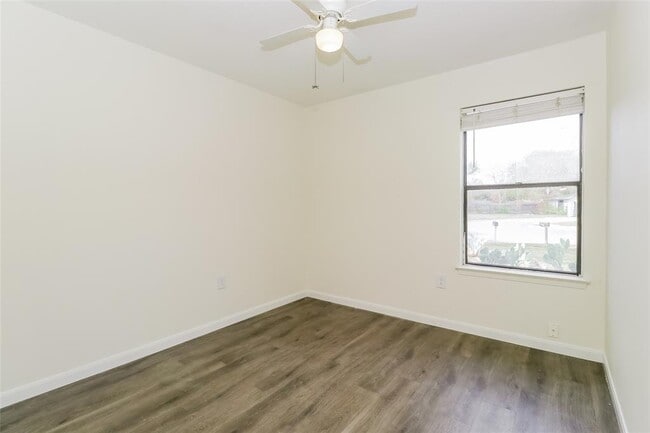 Building Photo - 2803 Cornish Cir