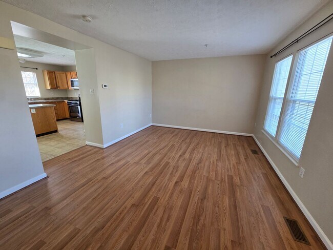 Building Photo - Spacious 3BR Townhouse in Sought-After Constant Friendship – Minutes to Everything!