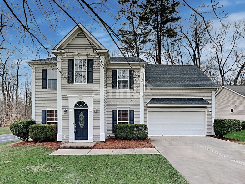 Primary Photo - 1701 Colin Creek Ln
