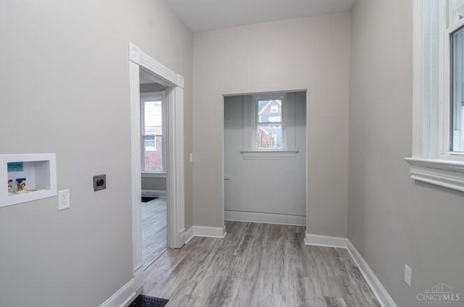 Building Photo - 723 Considine Ave