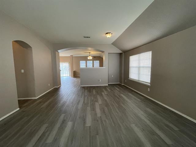 Building Photo - 2709 Logan Dr