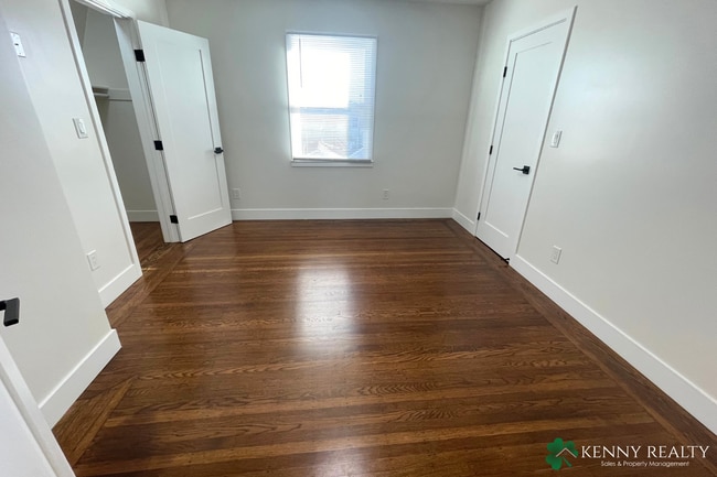 Building Photo - Beautifully Remodeled 4 Bedroom Home | Ing...