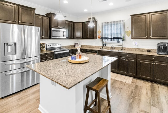 Building Photo - 4105 Thimbleberry Dr