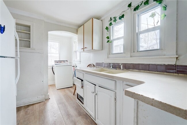 Building Photo - 127 Rosewood Terrace