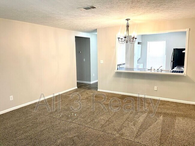 Building Photo - 210 Sheraton Ct