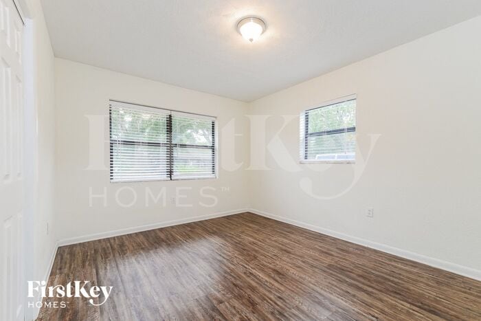 Building Photo - 3404 28th St W