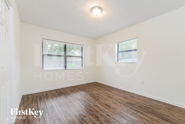 Building Photo - 3404 28th St W