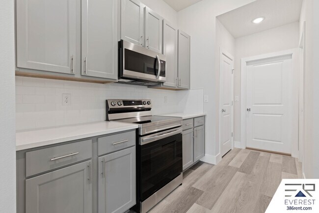 Building Photo - 17 Prestwick Ln