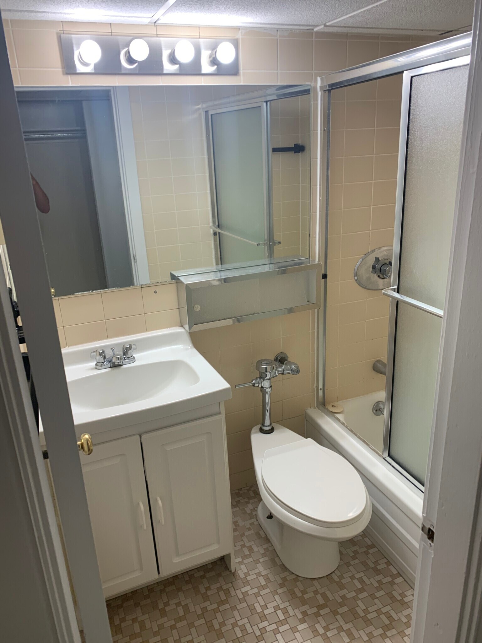 Building Photo - 62 Boylston St