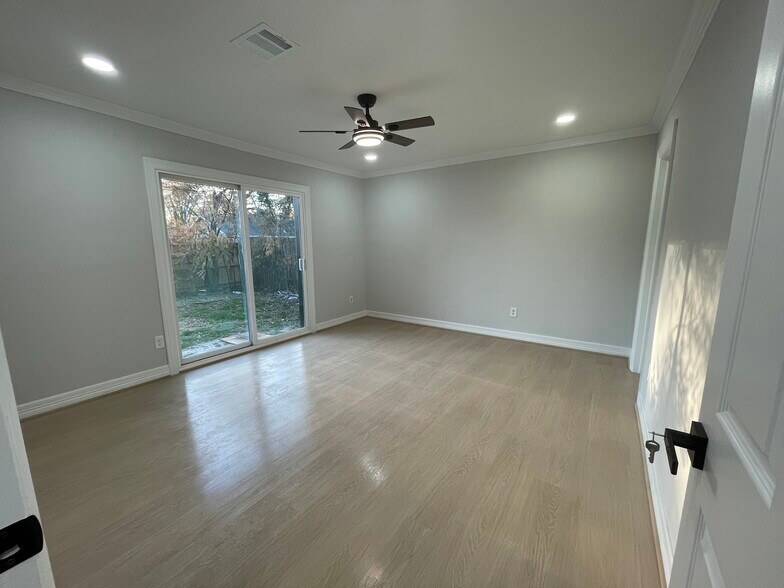 Primary bedroom - 7022 Fondren Rd