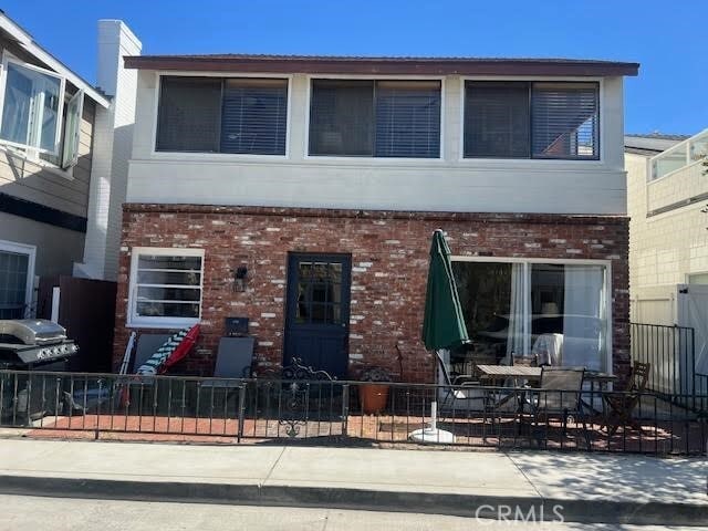 Building Photo - 116 Jade Ave