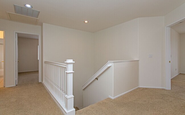Building Photo - 2159 Island Shore Way