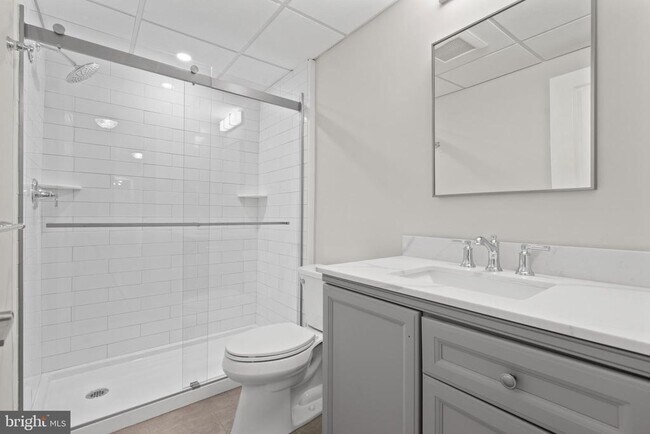 Building Photo - 100 Windermere Ave