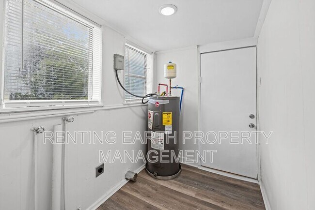 Building Photo - 2608 Avenue G