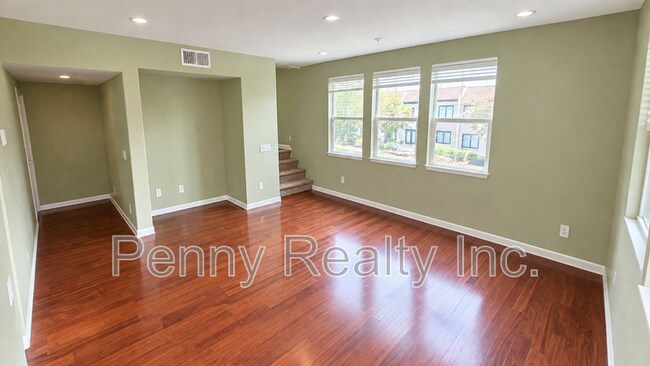 Building Photo - 3011 Pacific Palm Way