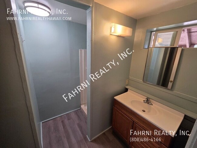 Building Photo - 84-866  Hanalei St-#B