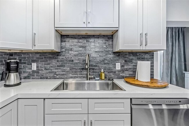 Building Photo - 2630 St Joseph Dr W