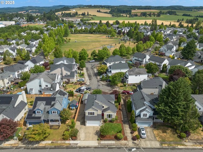 Building Photo - 42019 NW Oak Way