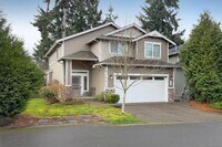 Building Photo - 4Bd/2.5Ba Lynnwood House