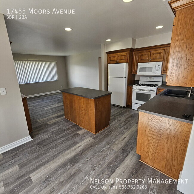 Building Photo - 17455 Moors Ave