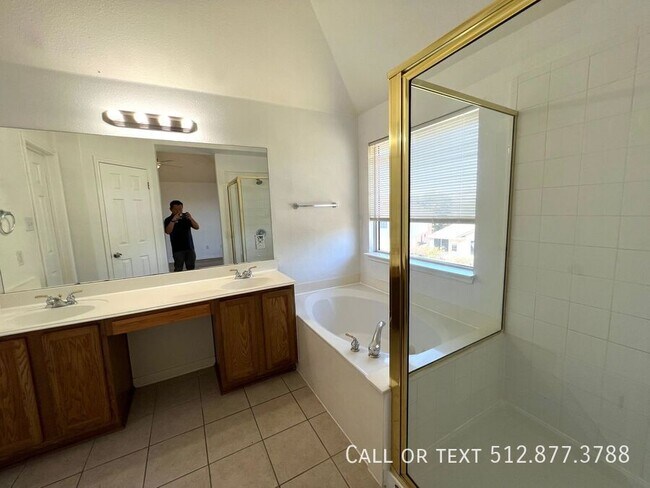Building Photo - 3102 Dawn Mesa Ct
