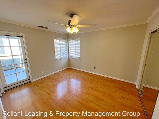 Building Photo - 2 br, 2 bath House - 10638 Mount Gleason Ave.