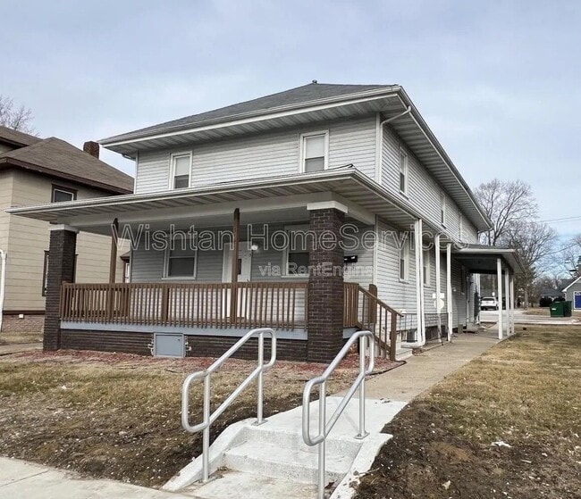 Building Photo - 308 W Adams Rd