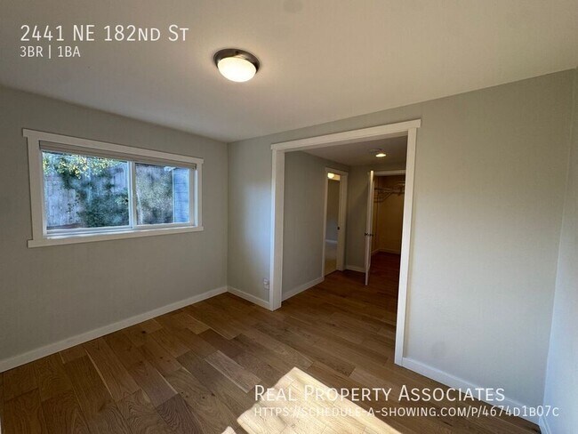Building Photo - 2441 NE 182nd St