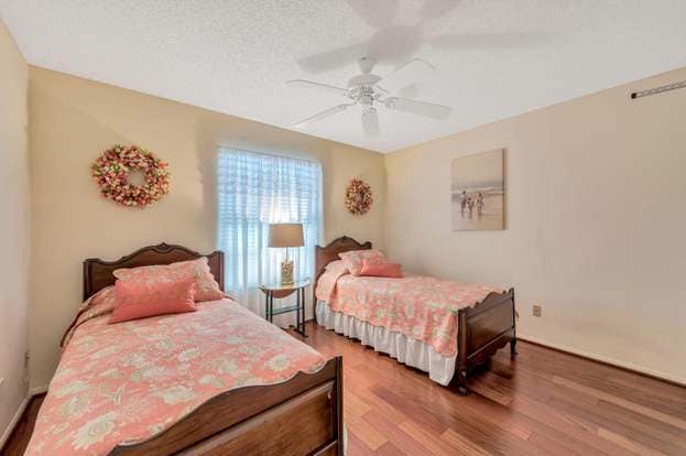 Building Photo - 33 Plantation Dr