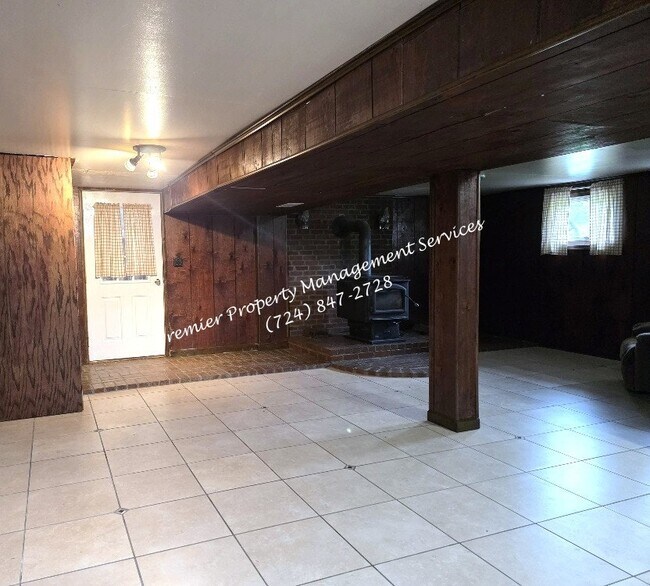 Building Photo - 2153 Mt Jackson Rd
