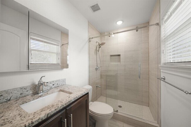 Building Photo - 4427 Sarong Dr