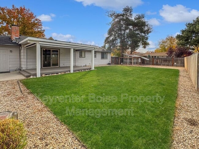 Building Photo - 4727 Arrowhead Way