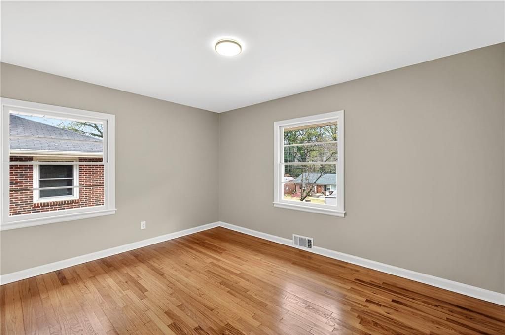 Building Photo - 2907 Cloverhurst Dr