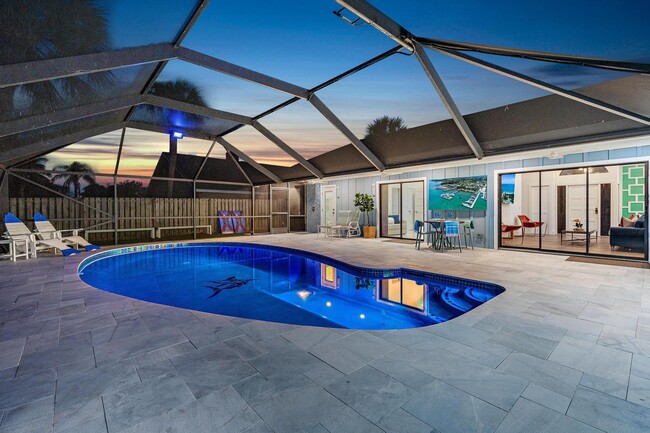 Building Photo - 905 Sandy Oaks Dr