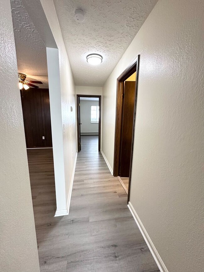 Building Photo - NEW 2 bedroom and 1.5 bathroom in downtown Beaver!!!!