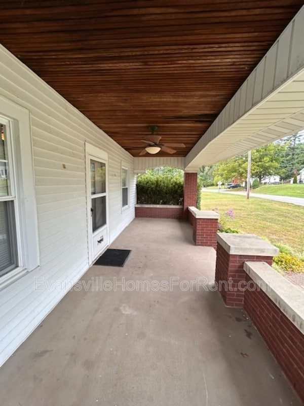 Building Photo - 4500 Middle Mt Vernon Rd
