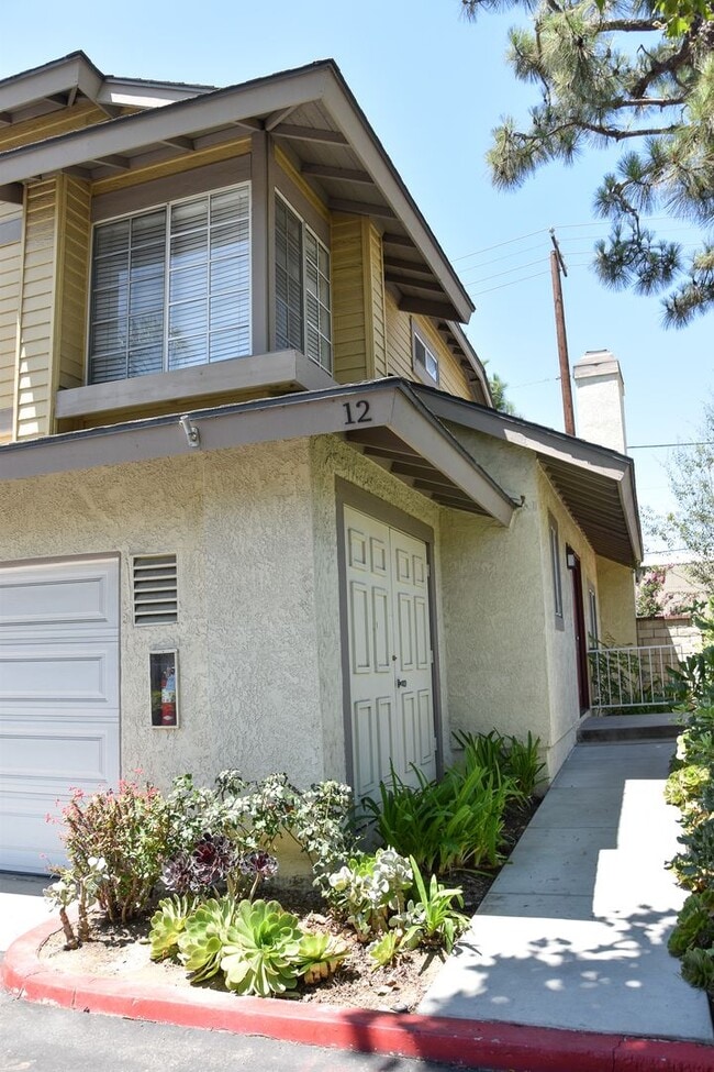 Building Photo - Steps to Chapman University