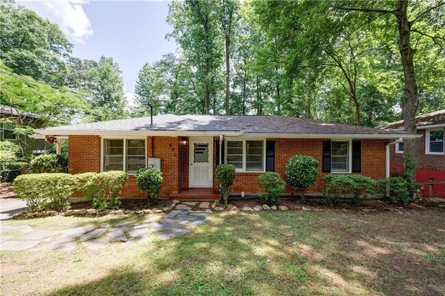 Building Photo - 893 Willivee Dr
