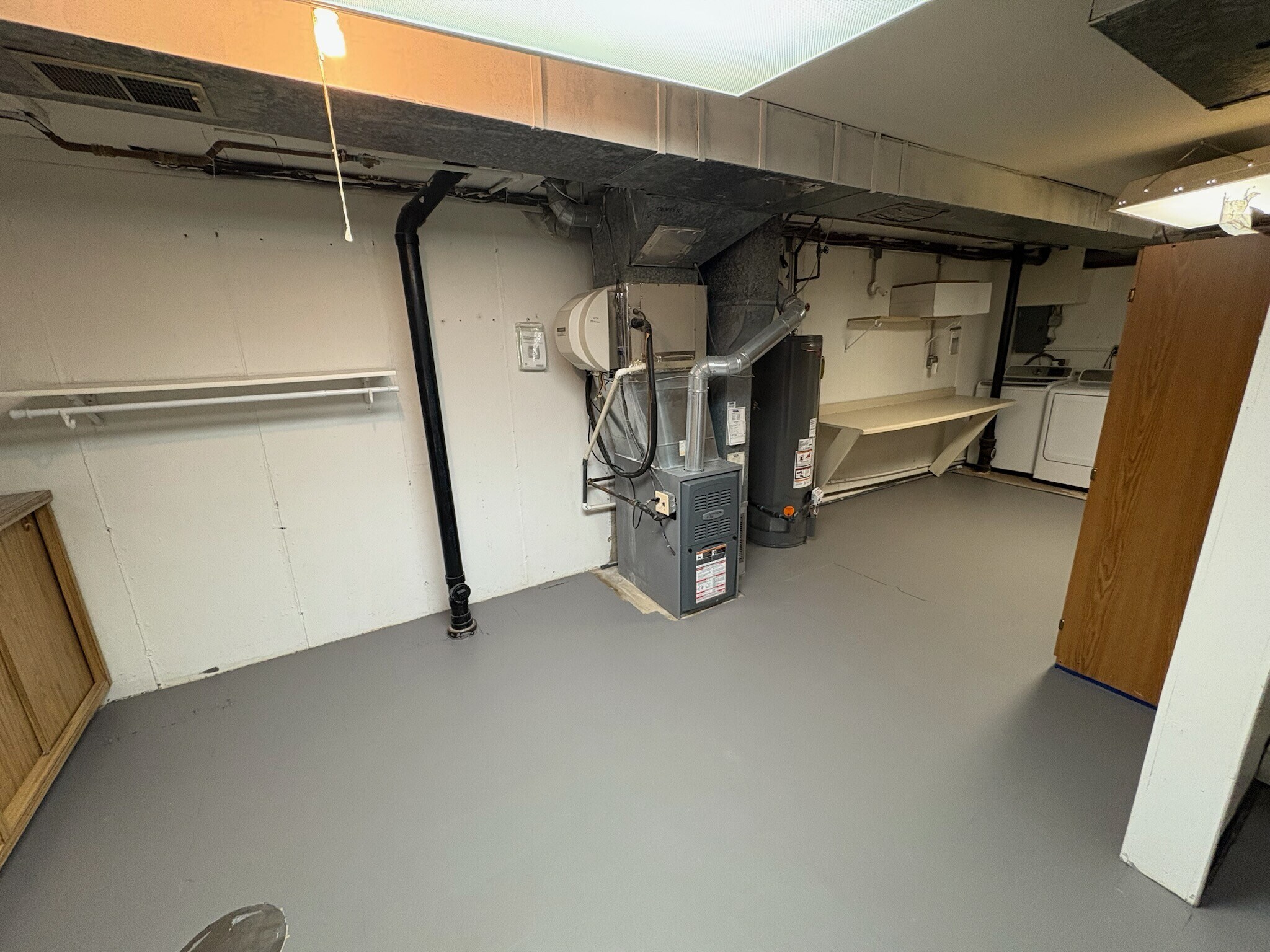 Building Photo - 356 2nd Ct