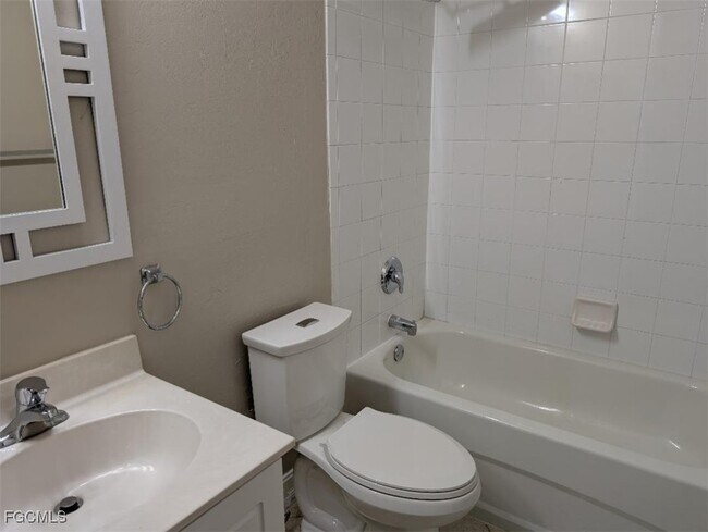 Building Photo - 3022 Lake Butler Ct