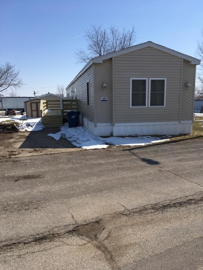 Marion Village (Manufactured Home Community) 700 35th St Marion IA