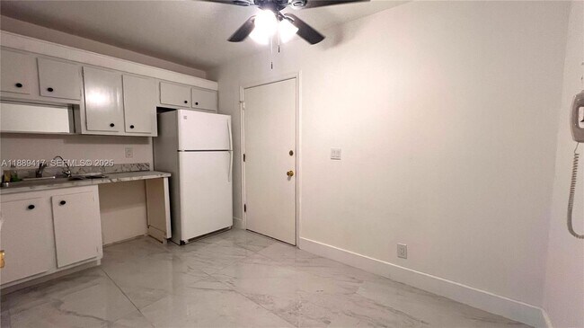 Building Photo - 4740 NW 21st St