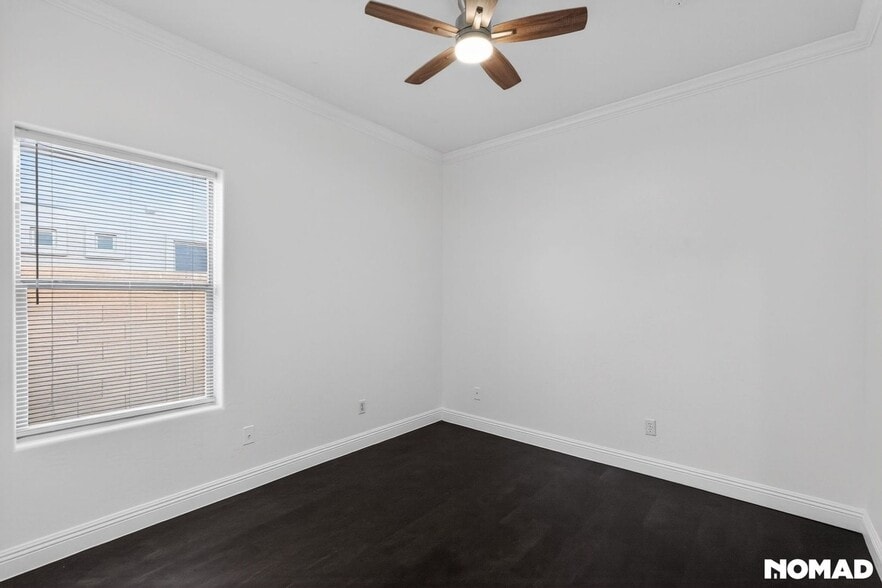 Building Photo - 7733 W Southgate Ave