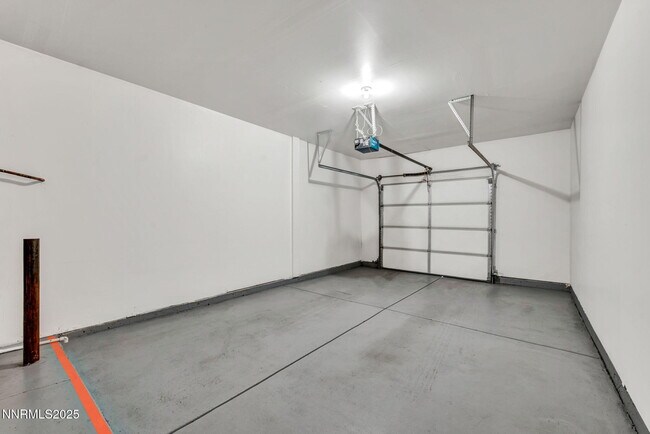 Building Photo - 900 S Meadows Pkwy