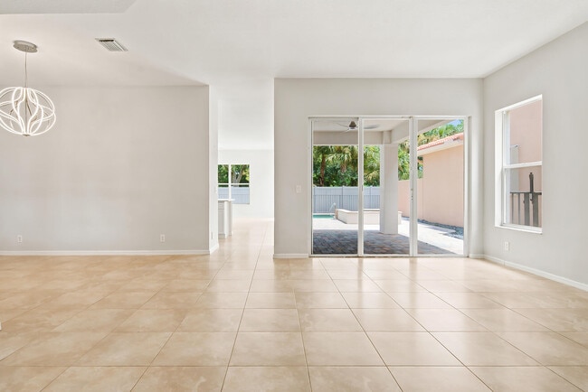 Building Photo - 207 Isle Verde Way